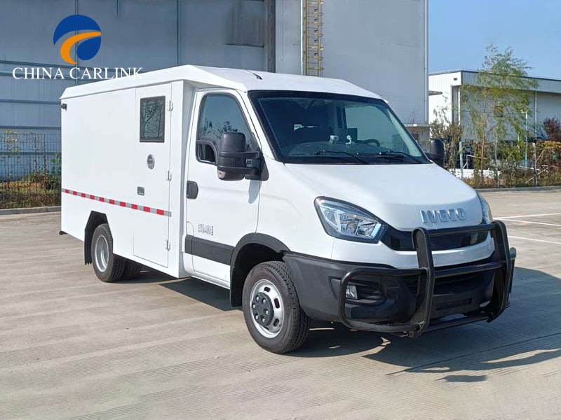 IVECO Daily EV Tunai Dalam Trak Transit